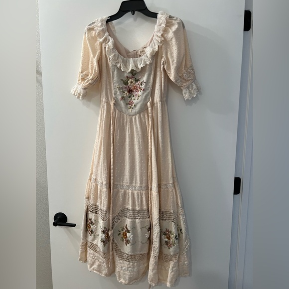 Ribbon embroidery remake dress size S - Picture 2 of 4